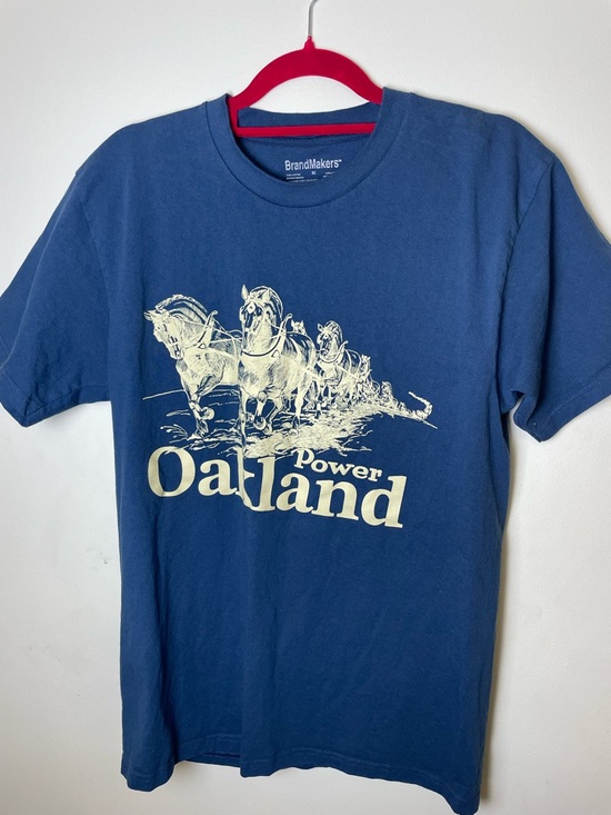 brand masters Other - Oakland Power Graphic T-Shirt - Navy. Size M